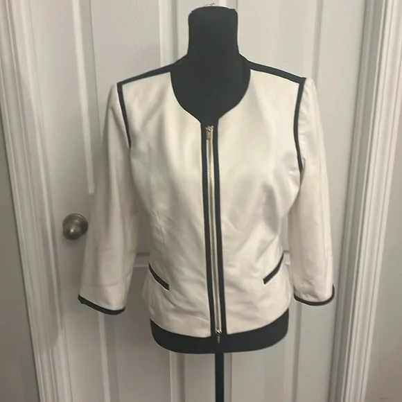 Calvin Klein Blazer - Picture 2 of 3